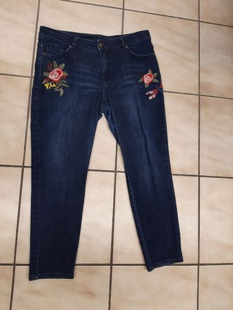 Damen Ankle Jeans blau mit Blumenstickerei Grösse 42