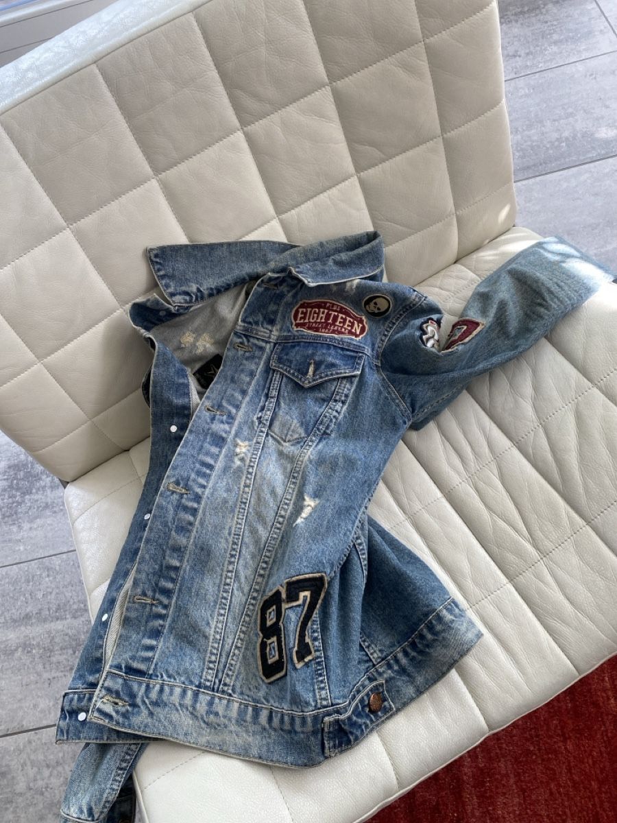 Giacche: Jeansjacke grösse s – Usato da Sargans venduto da Nikelmaker 3