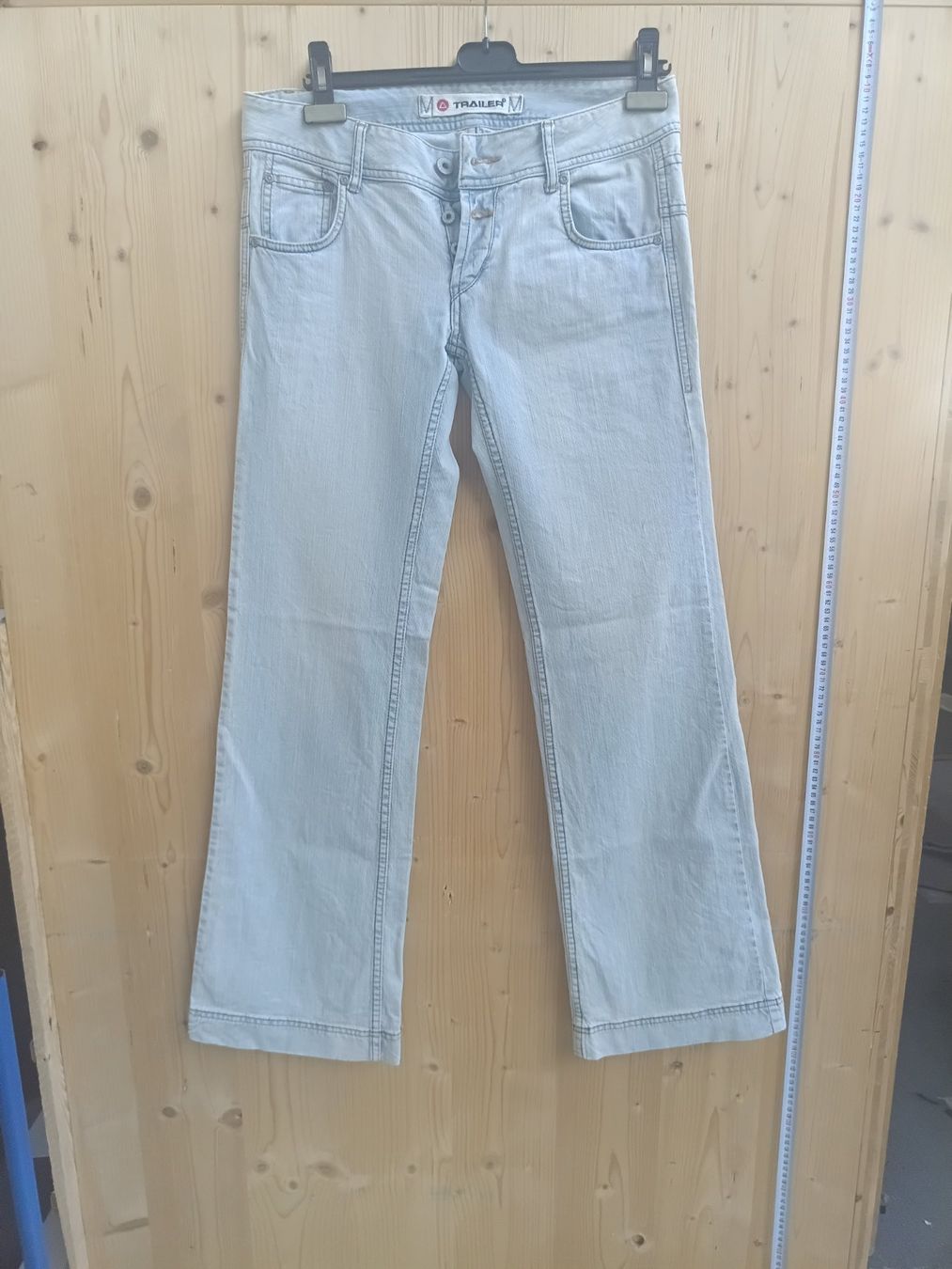 Jeans: Trailer Damen Jeans hellgrau – Neu (gemäss Beschreibung) aus Wängi von Ladys_First