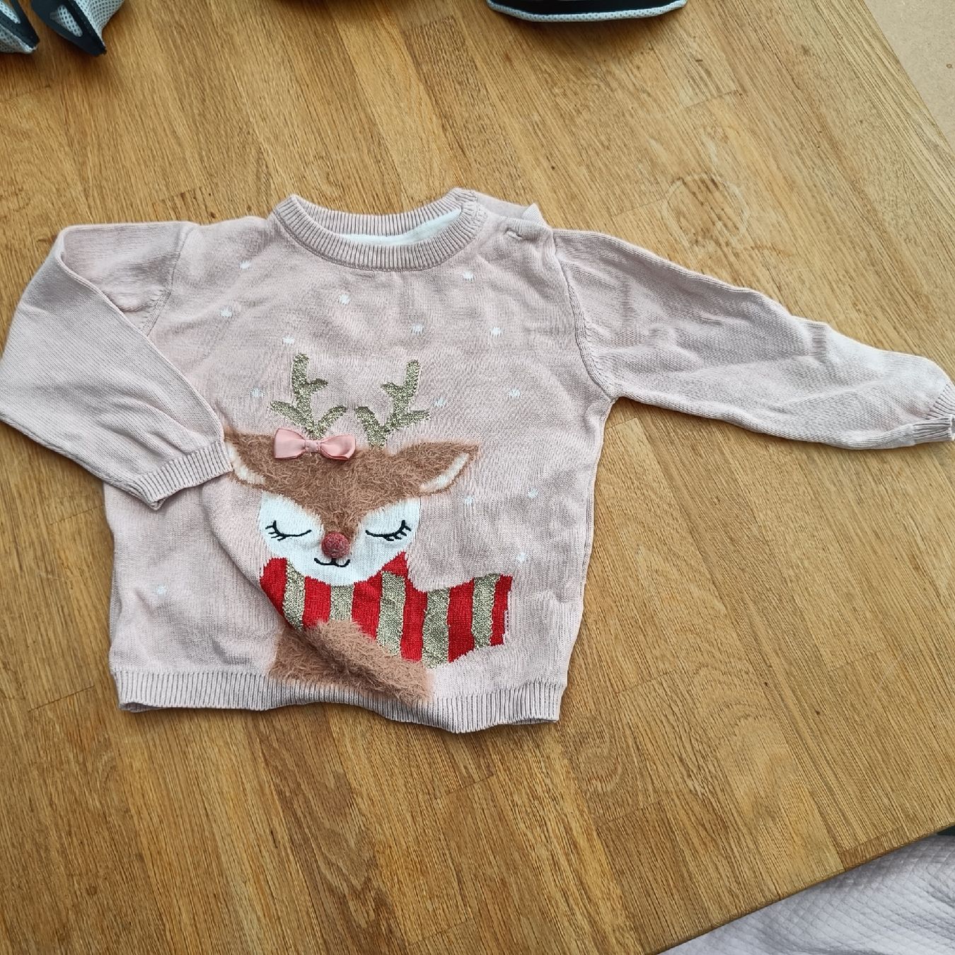 Pulls et sweat-shirts: Pullover Grösse 86  – D'occasion à Jaberg par urig17.