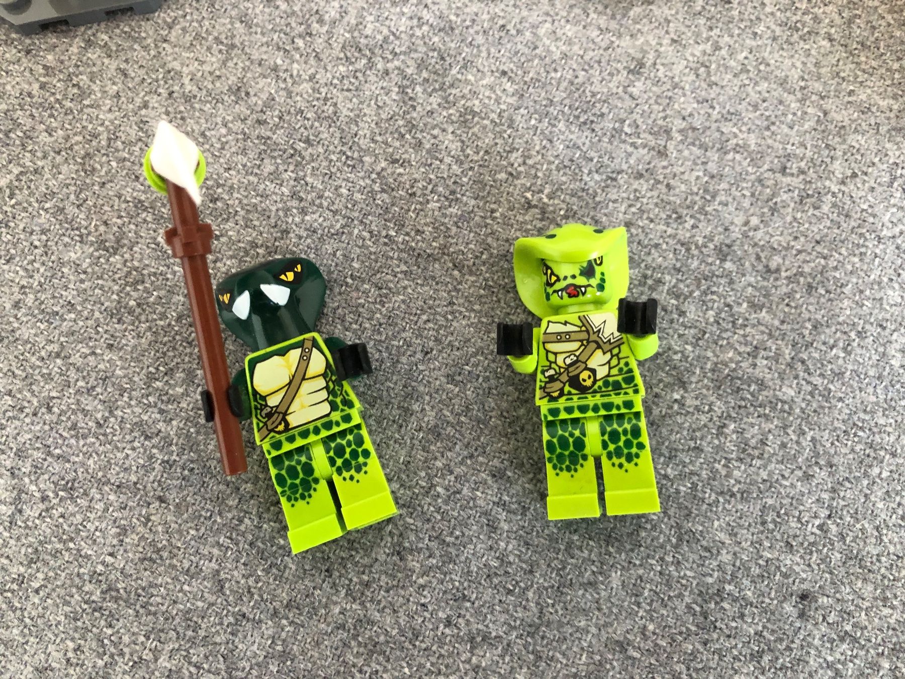 Lego Spielzeuge: LEGO Ninjago Legacy Set - komplett – Gebraucht aus Wiesendangen von  5
