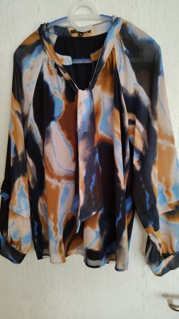 Comma Bluse neu nie getragen