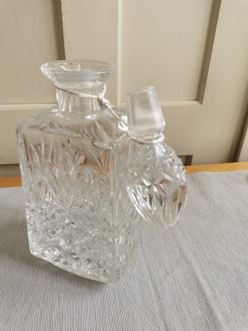 Caraffe: Antike Glaskaraffe Whiskeykaraffe – Usato da Berneck venduto da Hansi_Muenz 5