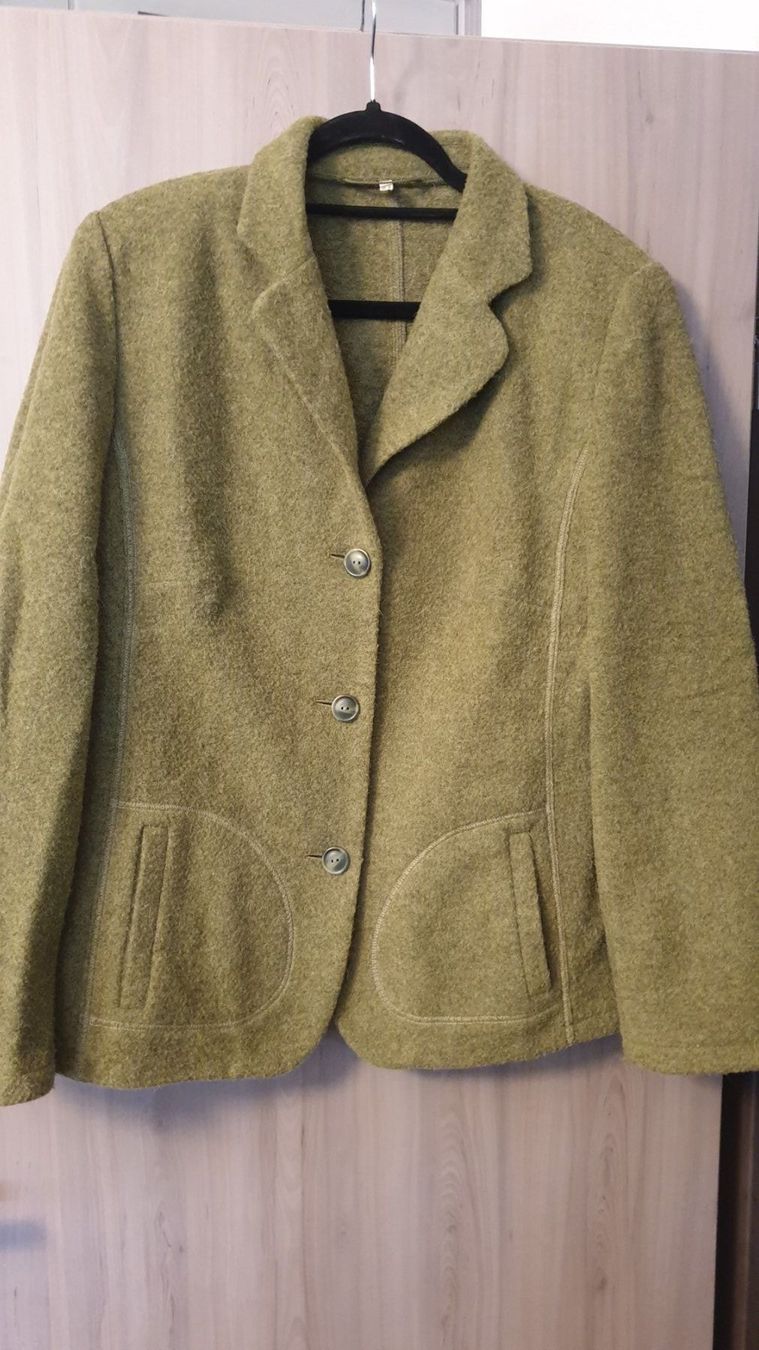 Giacche: Damen Blazer Größe 42 – Usato da Clarens venduto da fur_bxq2