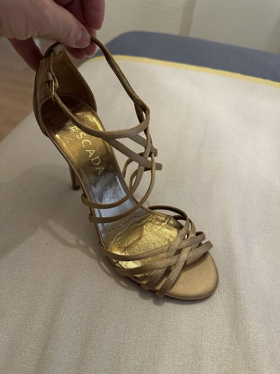 Damenschuhe: Escada schuhe – Gebraucht aus zug von iir 1