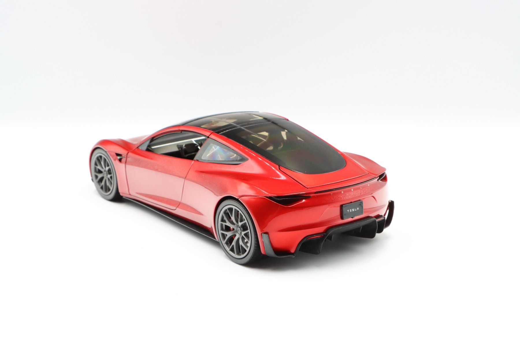 Tesla Modellini d'auto: Tesla Roadster 2020 1:18 – Nuovo e nell'imballaggio originale da Bühl b.Aarberg venduto da modelldiecast 5