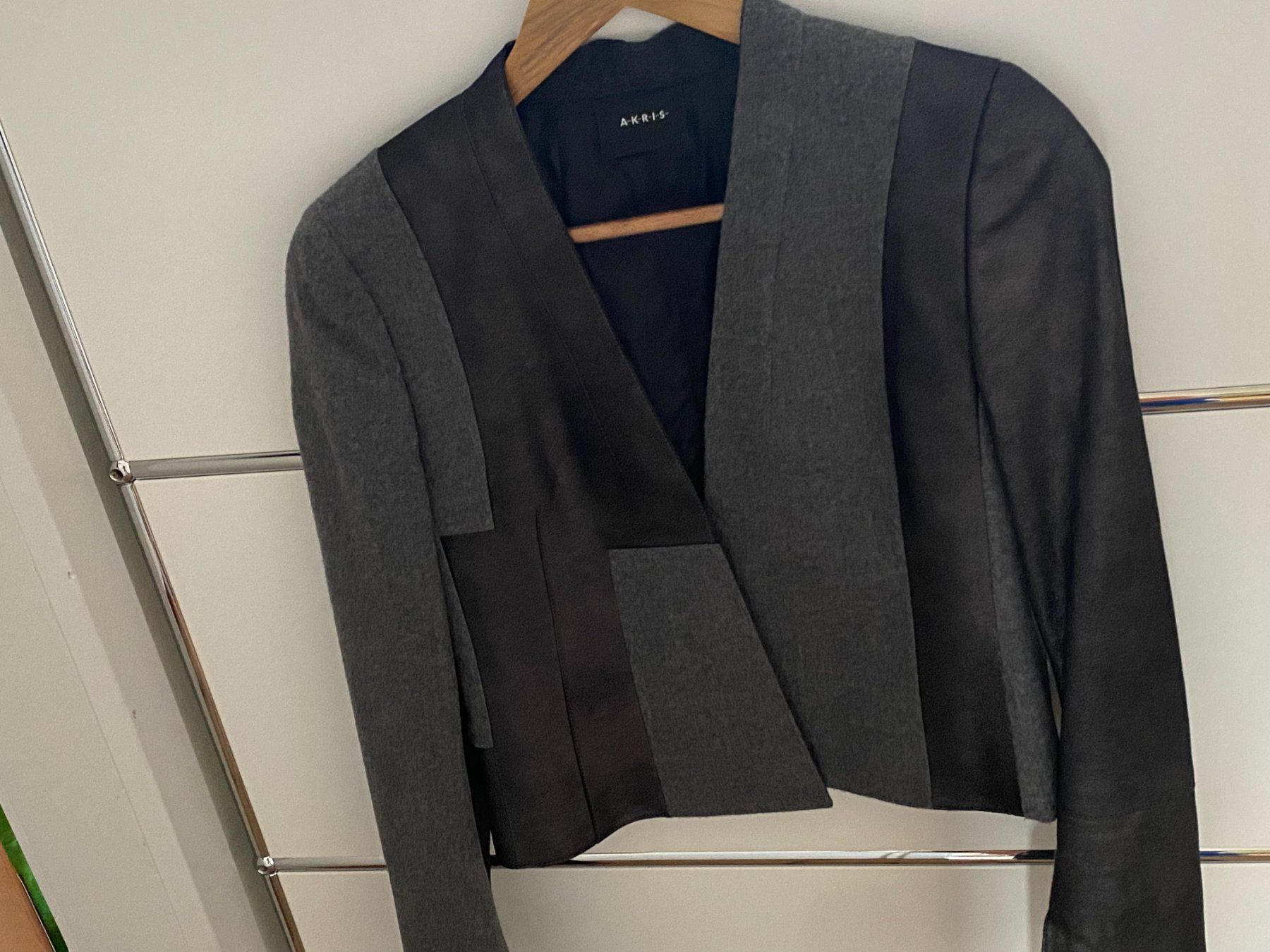 Akris Vestiti: Designer echt Leder Akris Kleid mit Jacke – Nuovo (secondo la descrizione) da Schaffhausen venduto da Krabbenburger31 2