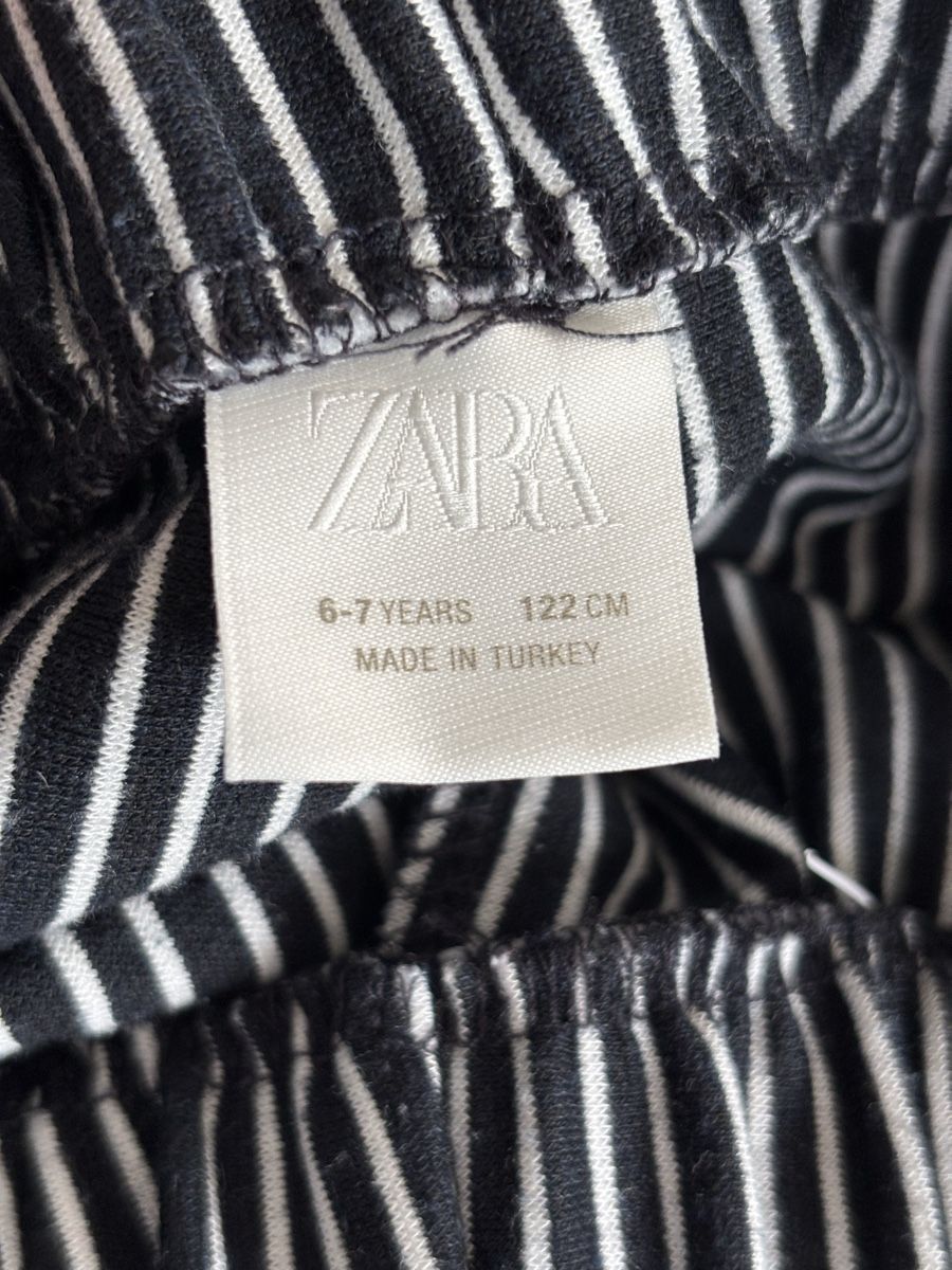 Zara Pantaloni: Ensemble Zara fille 6-7 ans  – Usato da Bellmund venduto da Celnog 3