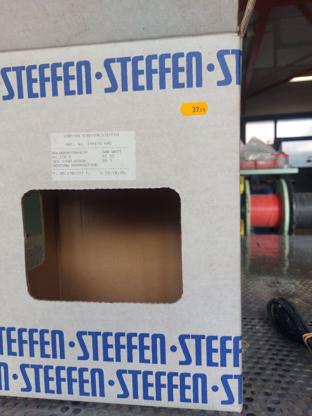 Lampade: Steffen Baustrahler - Neu im Originalpack (LED oder Halogen) – Nuovo e nell'imballaggio originale da Gossau SG venduto da Kuenzlearmin 1