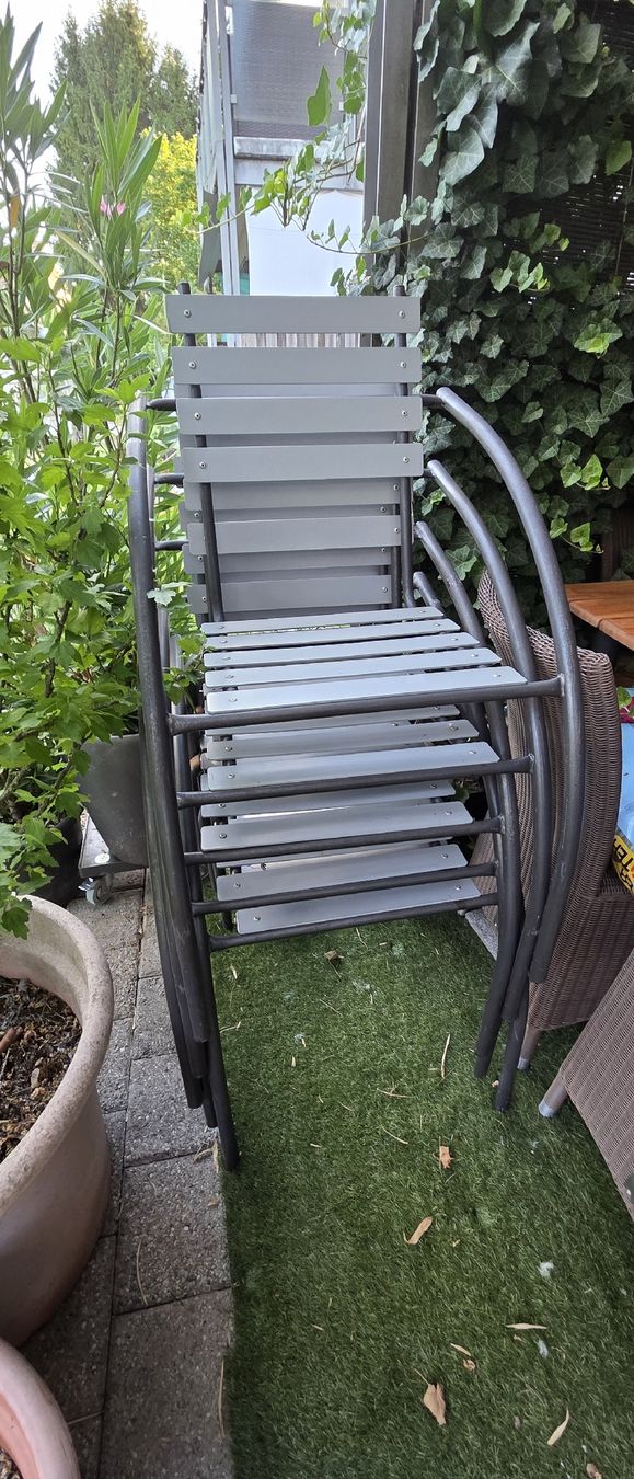 Schaffner Stühle: Gartenstühle Schaffner 5 Stk. grau Aluminium – Gebraucht aus Riedikon von Winter21. 6