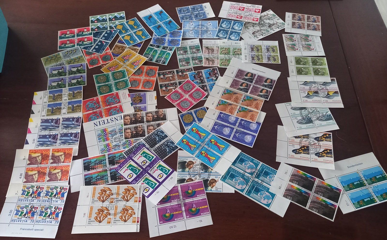 Alle Briefmarken: Vrac timbres poste, CH – Gebraucht aus Crans-Montana von kira56 2