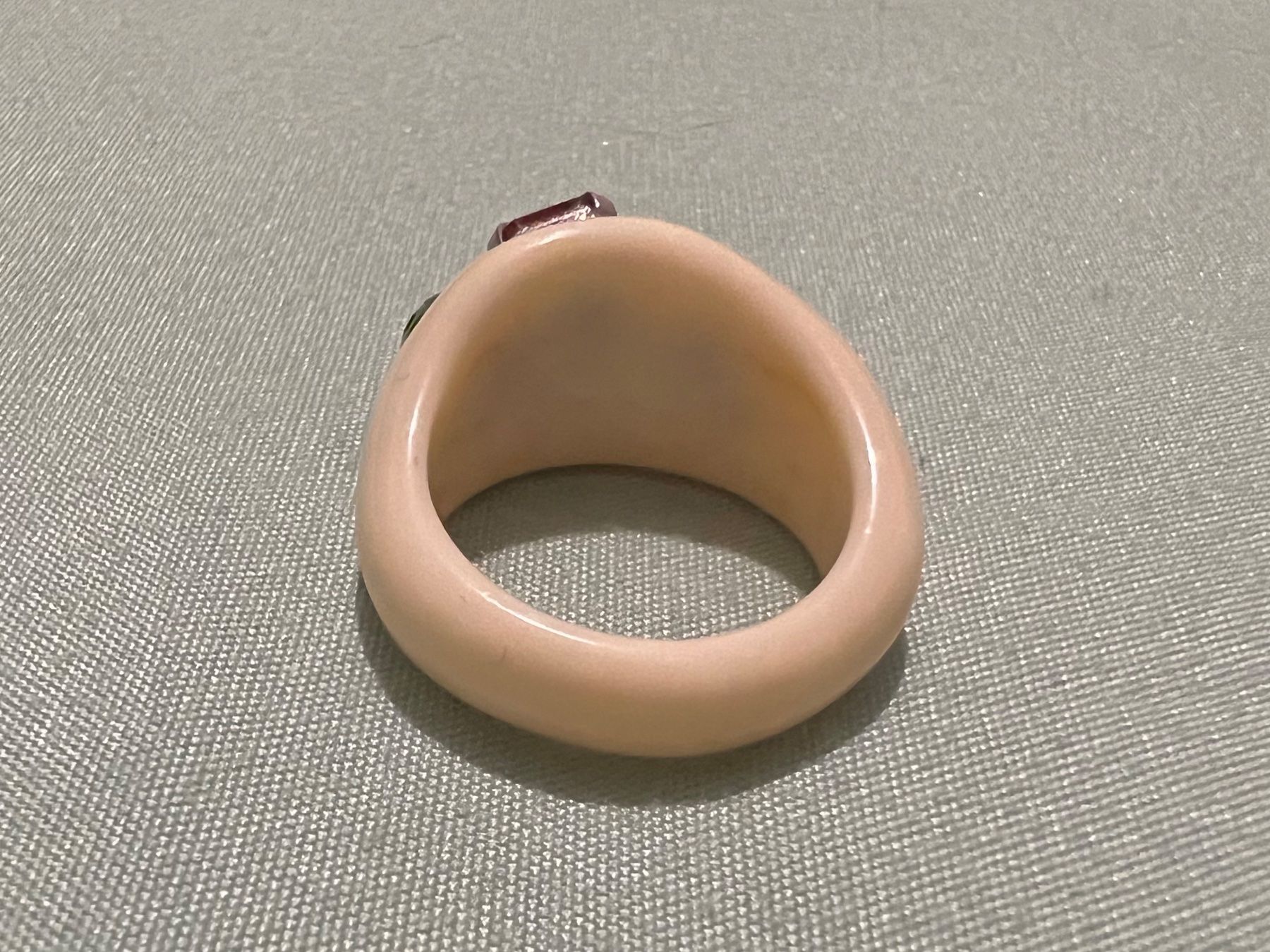 Ringe: Acrylic gem ring – Gebraucht aus Genève von Ballpencase 1