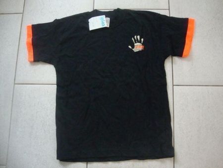 T-SHIRT FÜR JUNGS GR.128 *NEU*