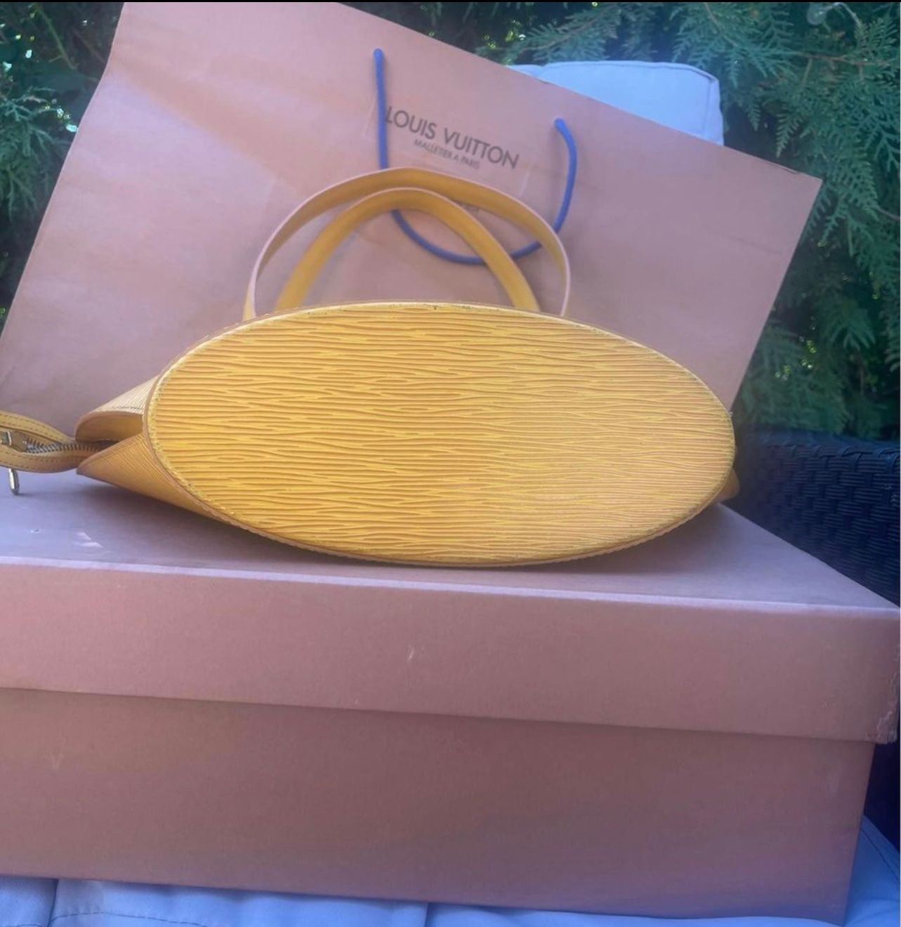 Louis Vuitton Borse da donna: Louis Vuitton Saint-Jacques jaune + boîte & facture – Usato da vétroz venduto da imf_x6n2 4