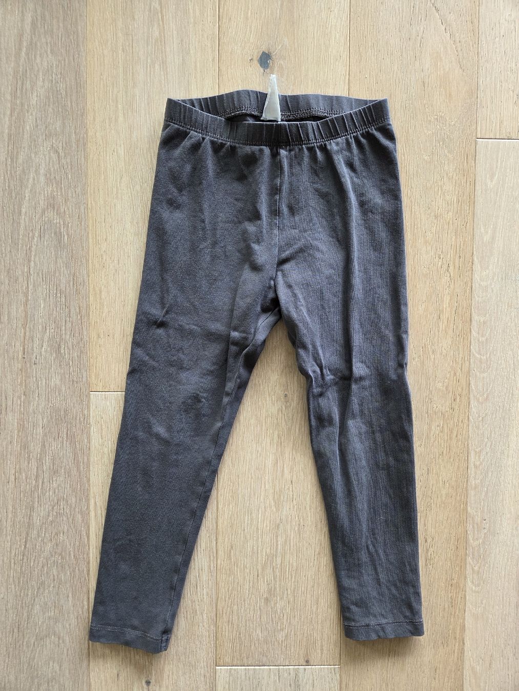 H&M Strümpfe & Strumpfhosen: H&M Leggings Dunkel Grau Gr. 104 – Gebraucht aus Hinwil von Jessica13