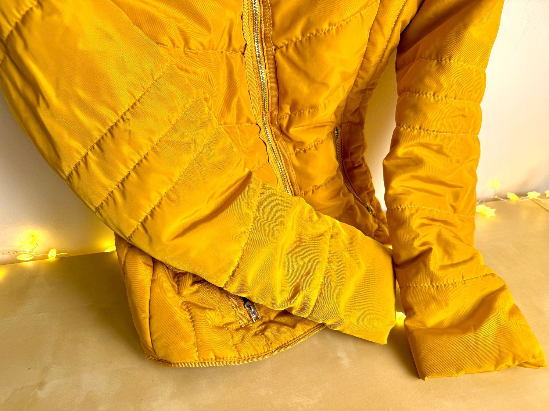 Giacche: Gelbe Winterjacke mit Pelz – Usato da Baden venduto da JellyMonster 7