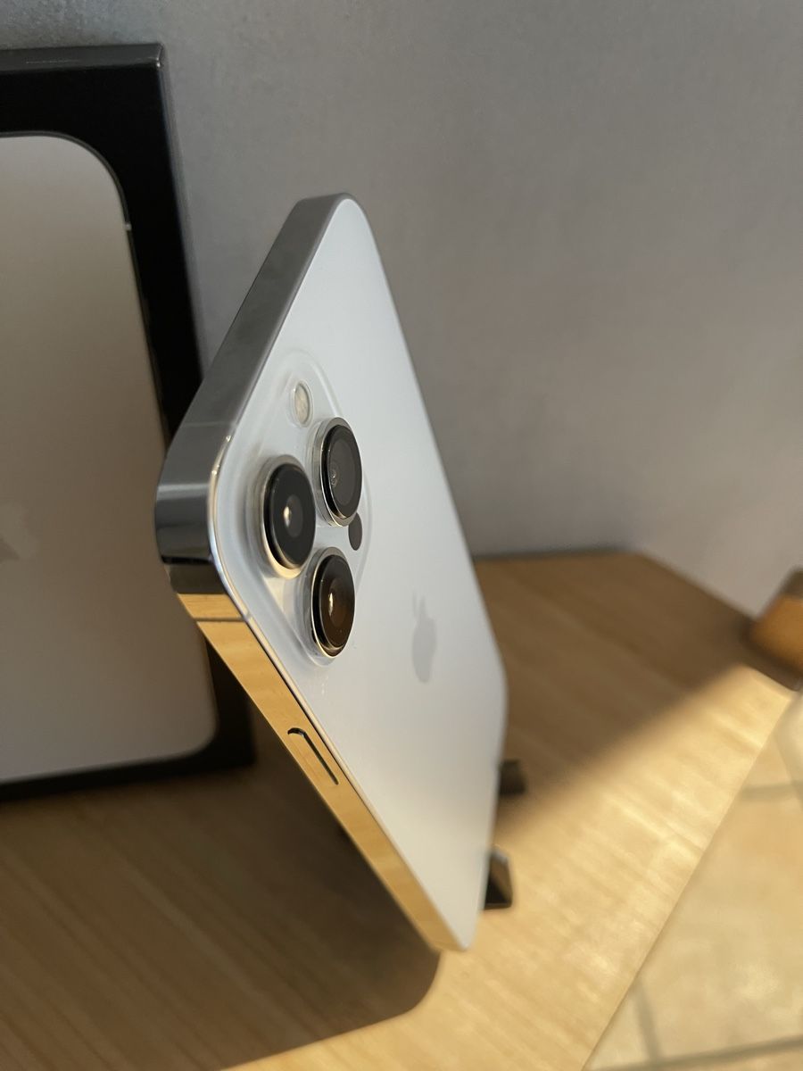 Apple Handys / Smartphones: iPhone 13 Pro Max 128gb Akku 98% – Gebraucht aus Biel/Bienne von Pro.max 1