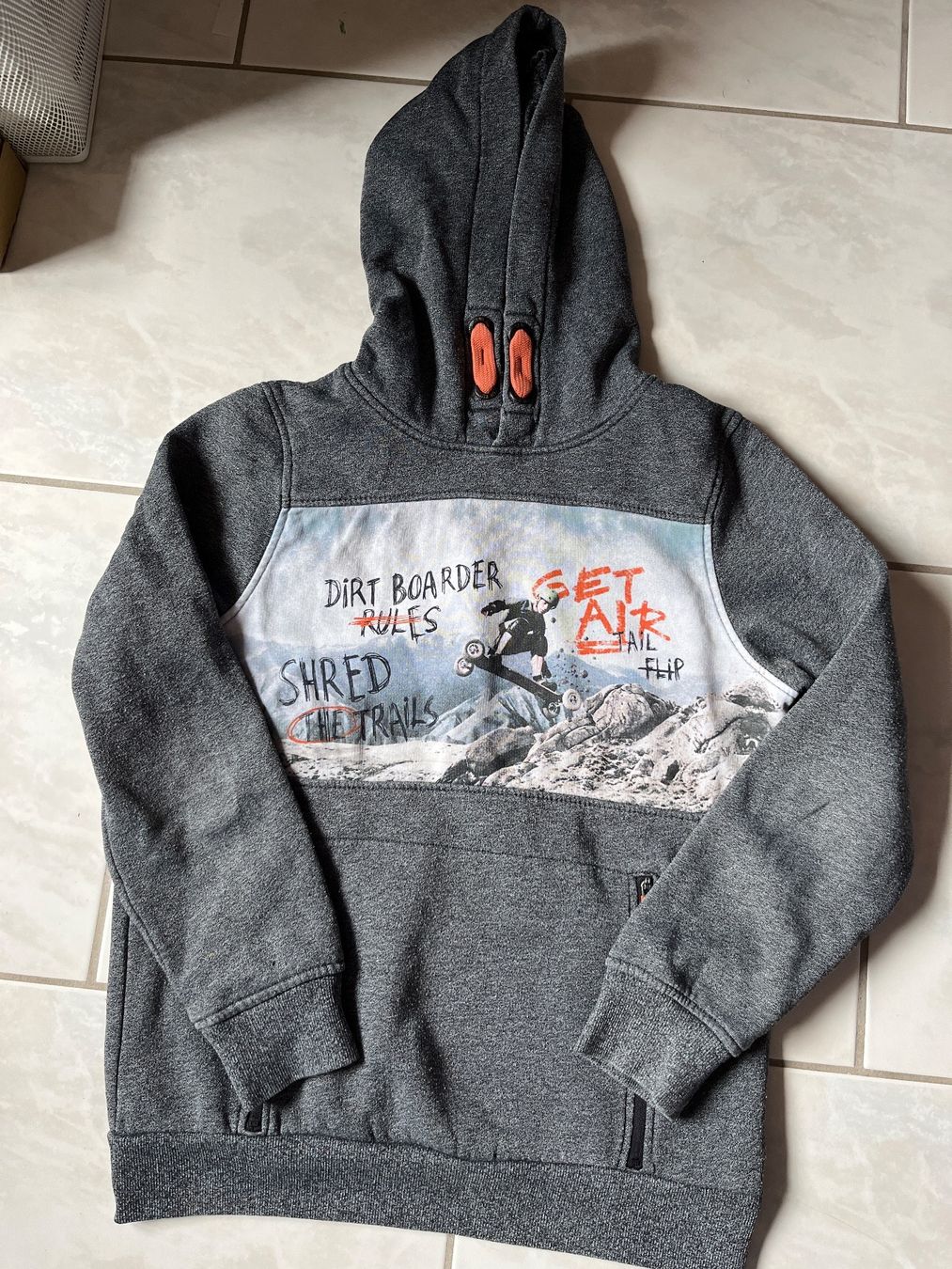 Maglioni & Felpe: 2 Pullover/ Hodies Grösse 146/152 – Usato da St.Pantaleon venduto da frodobi 1