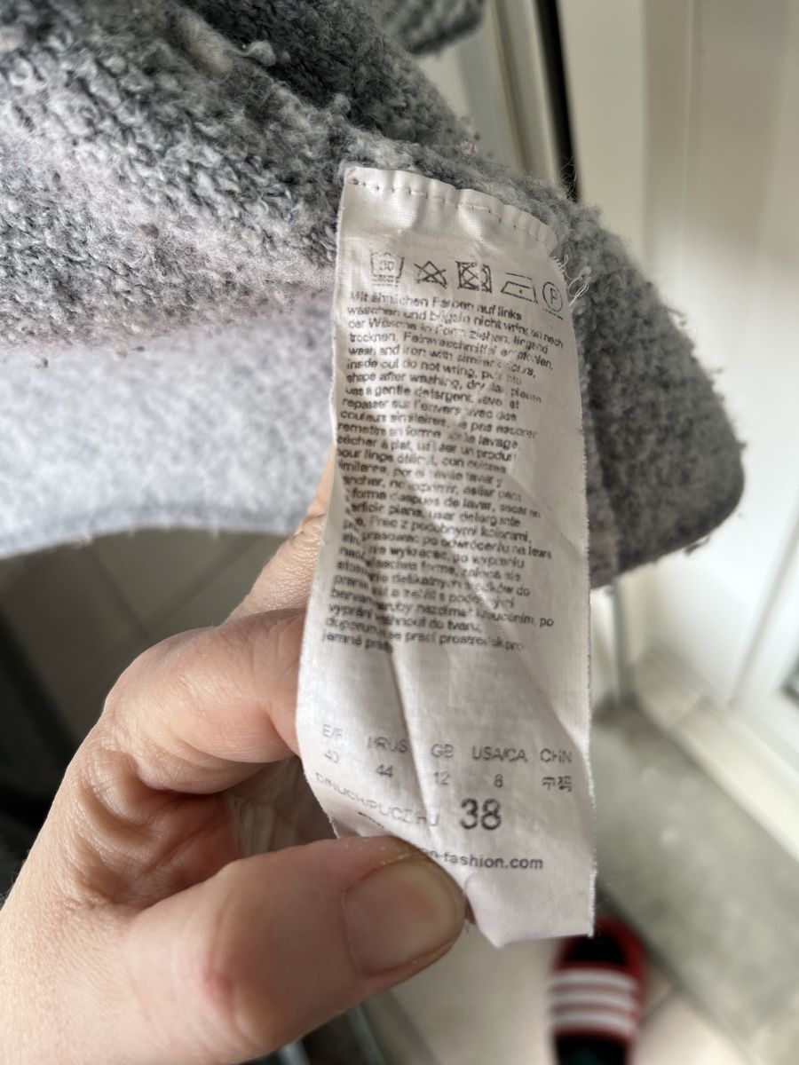 Giacche: Strickjacke von Cartoon  – Usato da Neuenhof venduto da Ivita 2