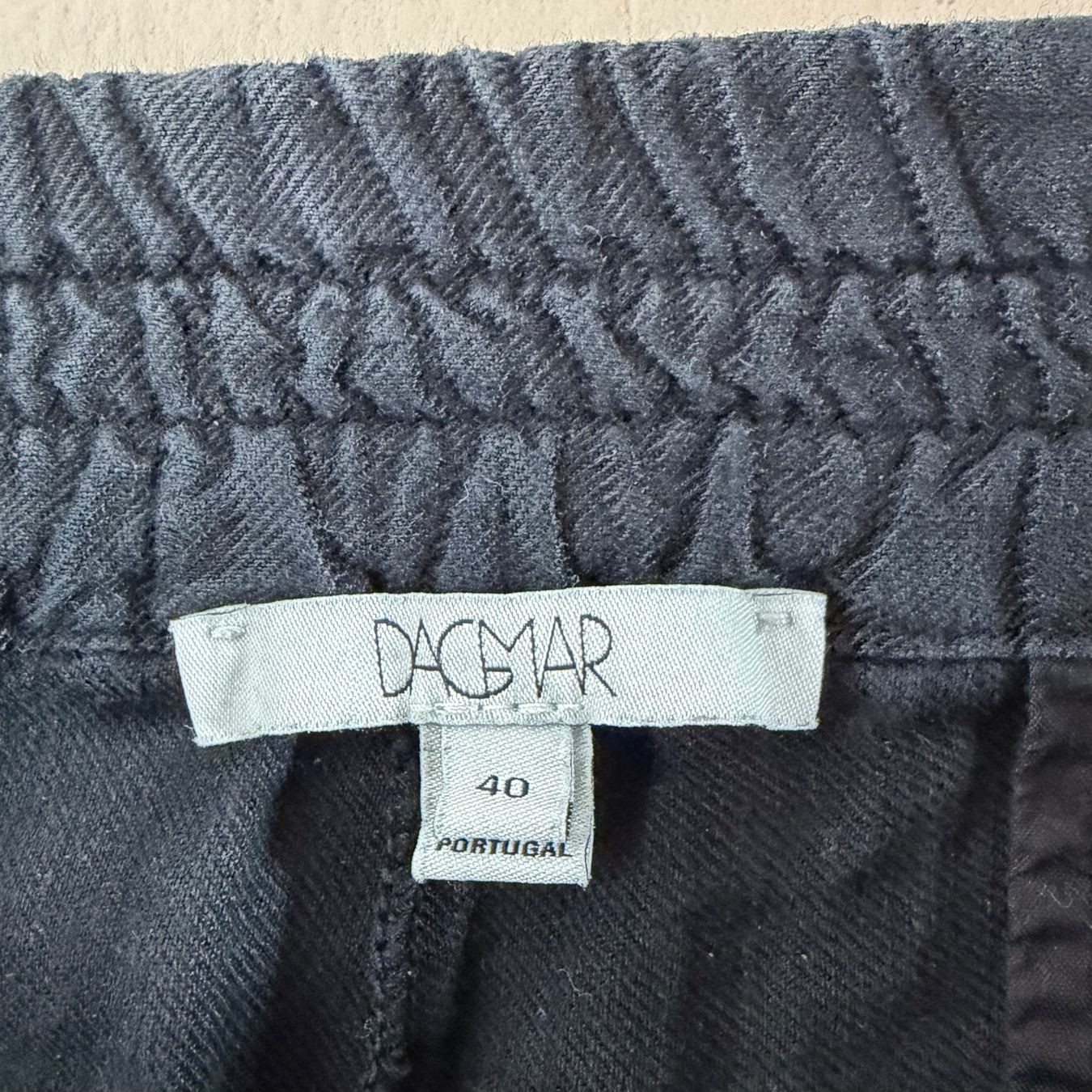 Pantaloni: DAGMAR Leinenhose 🖤 – Usato da Zürich venduto da ClosetQueen 5