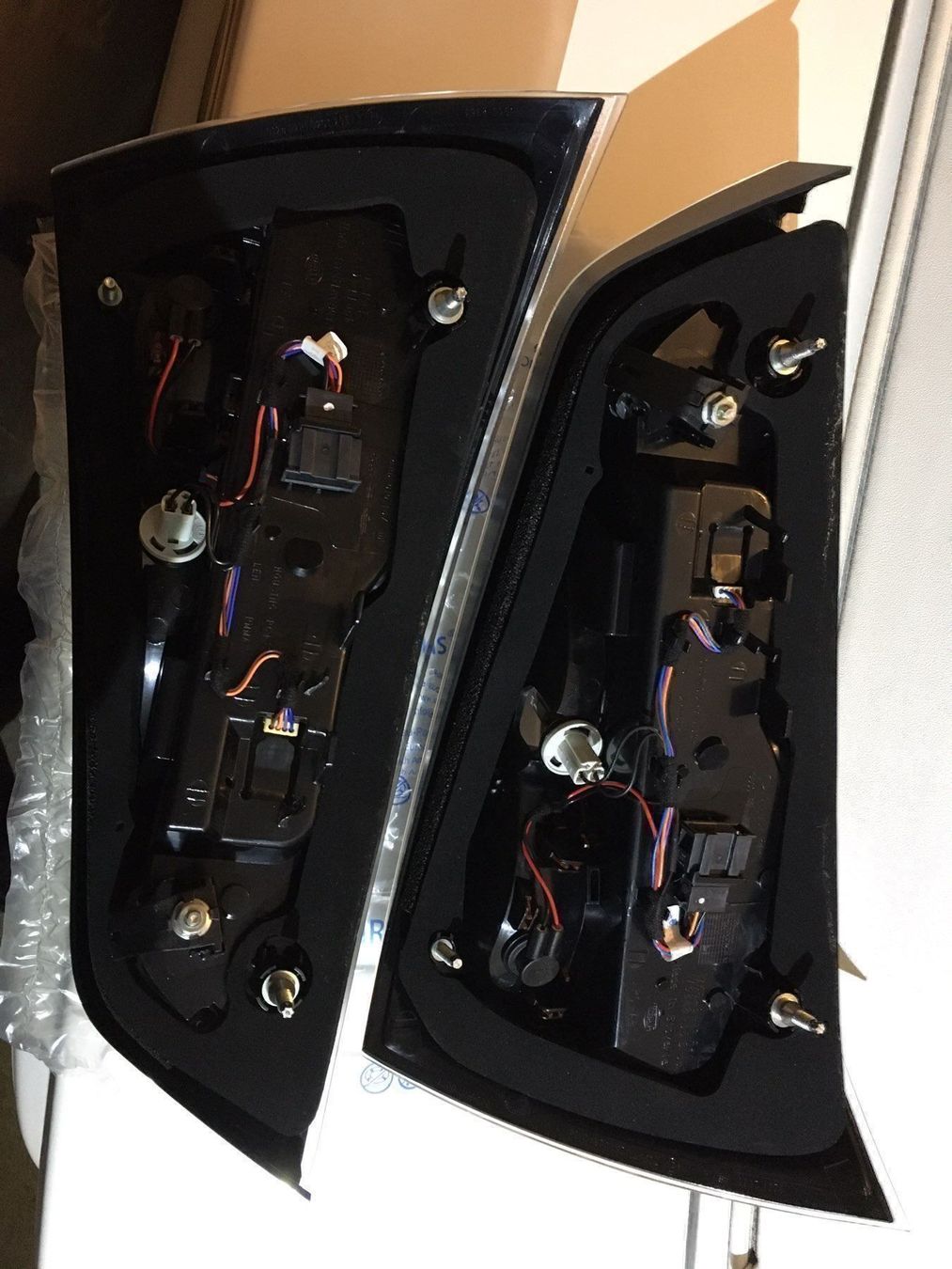 Audi Toutes les pièces auto: Audi A1 LED Rückleuchten NEU – Neuf (Voir description) à Siselen BE par saelue2 5