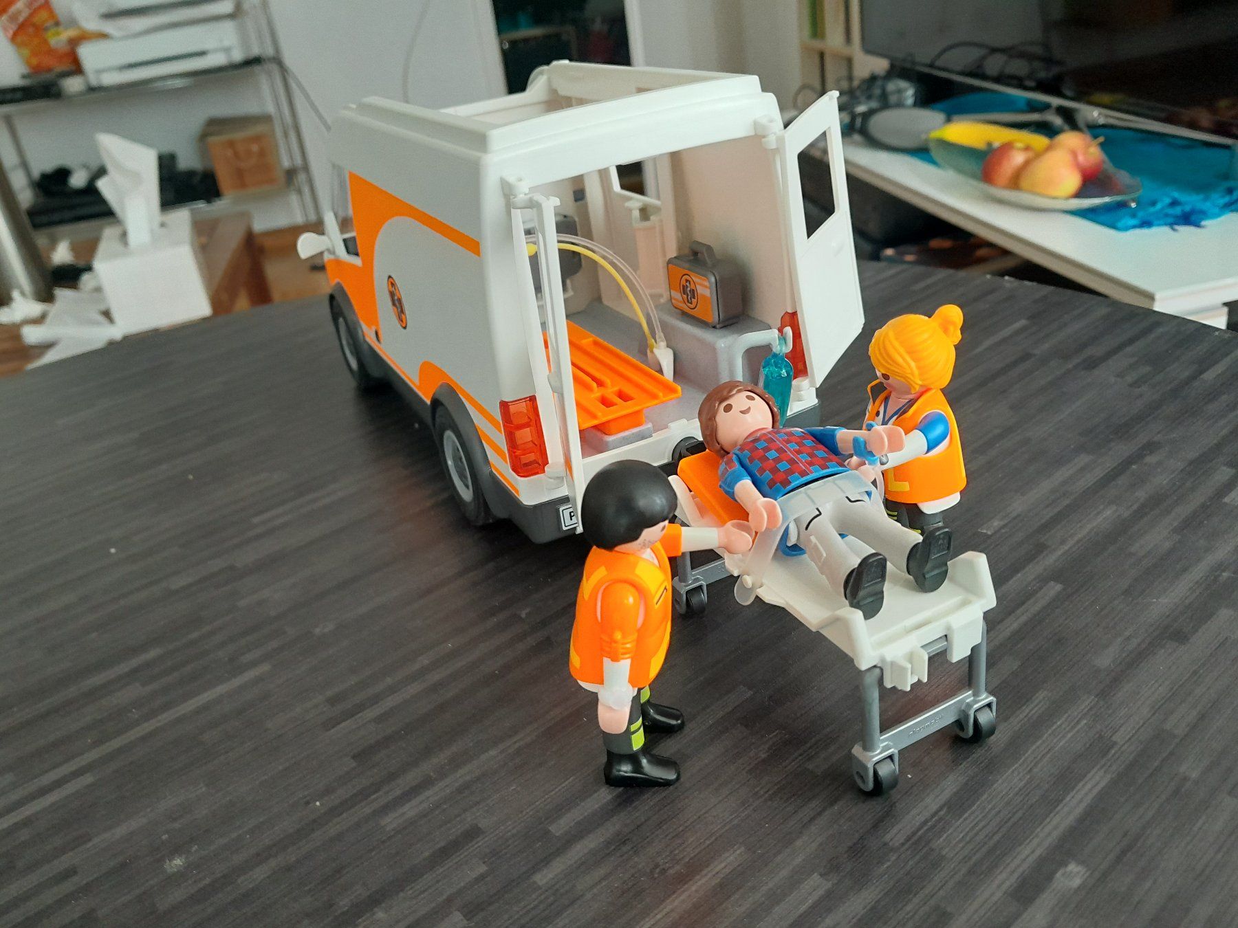 Playmobil Giocattoli: Playmobil Ambulance – Usato da Steffisburg venduto da FutureOne 4
