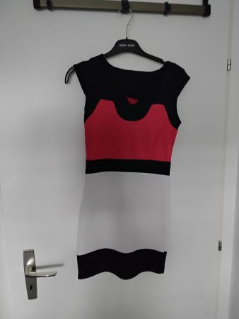 Robe moulante tricolore - Taille S