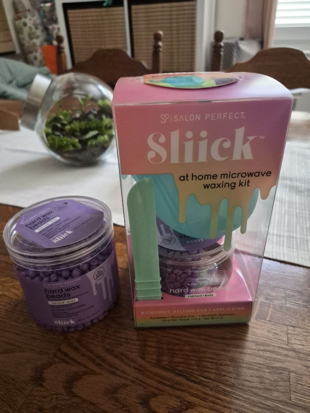 Sonstige Körperpflege: Sliick Kit Ceretta Microonde Con Perle Ceretta Viola – Neu und originalverpackt aus Pianezzo von Jadeeverlasting