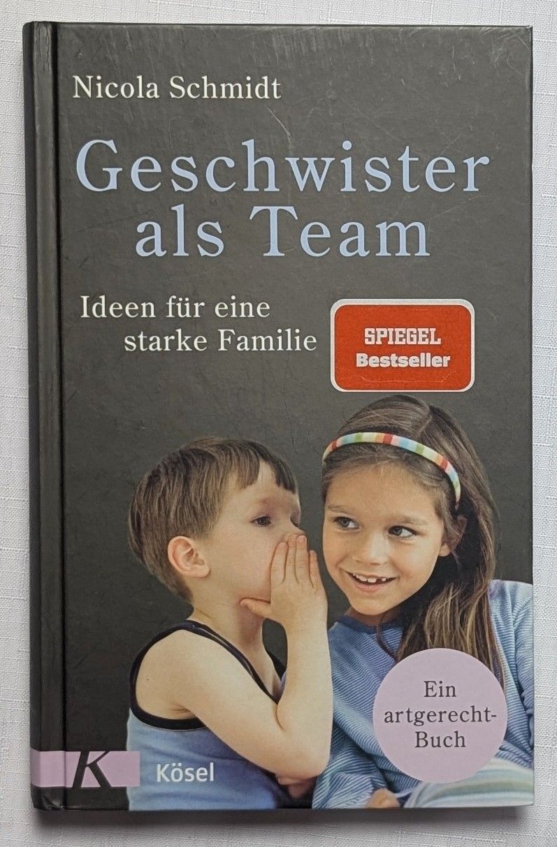 Libri: Geschwister als Team - Nicola Schmidt – Nuovo (secondo la descrizione) da Wängi venduto da ABIZONE-86