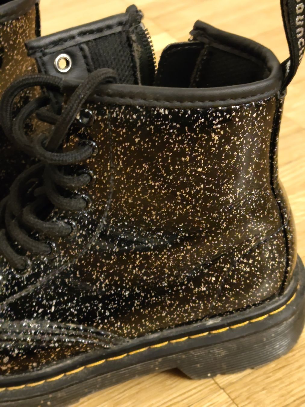 Dr. Martens Scarpe per ragazze: Dr Martens Boots Gr 31 – Usato da Lausanne venduto da neuquen 2