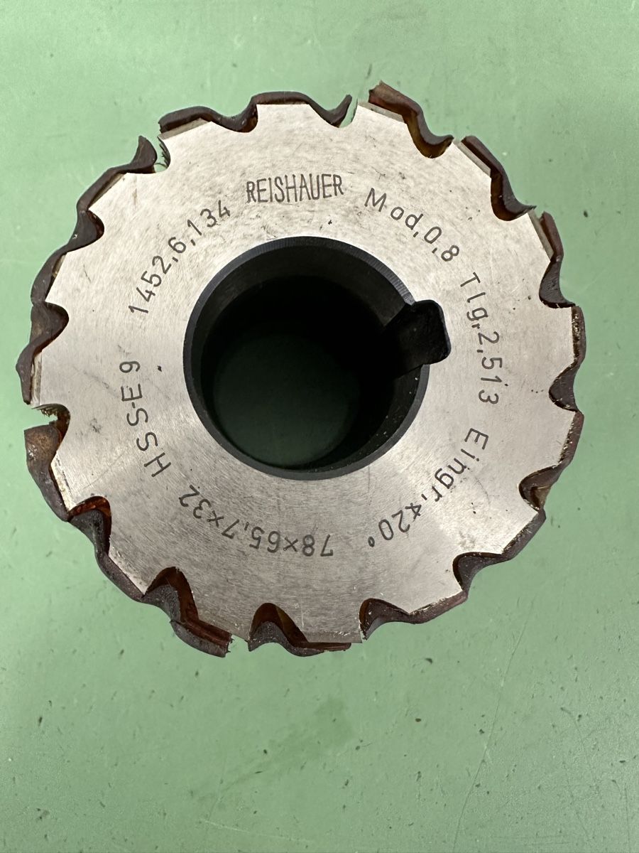 Reishauer Tutti gli attrezzi: Reishauer Gear Hobbing Cutter Module 0.8 – Nuovo e nell'imballaggio originale da Aarberg venduto da SNMachines 1