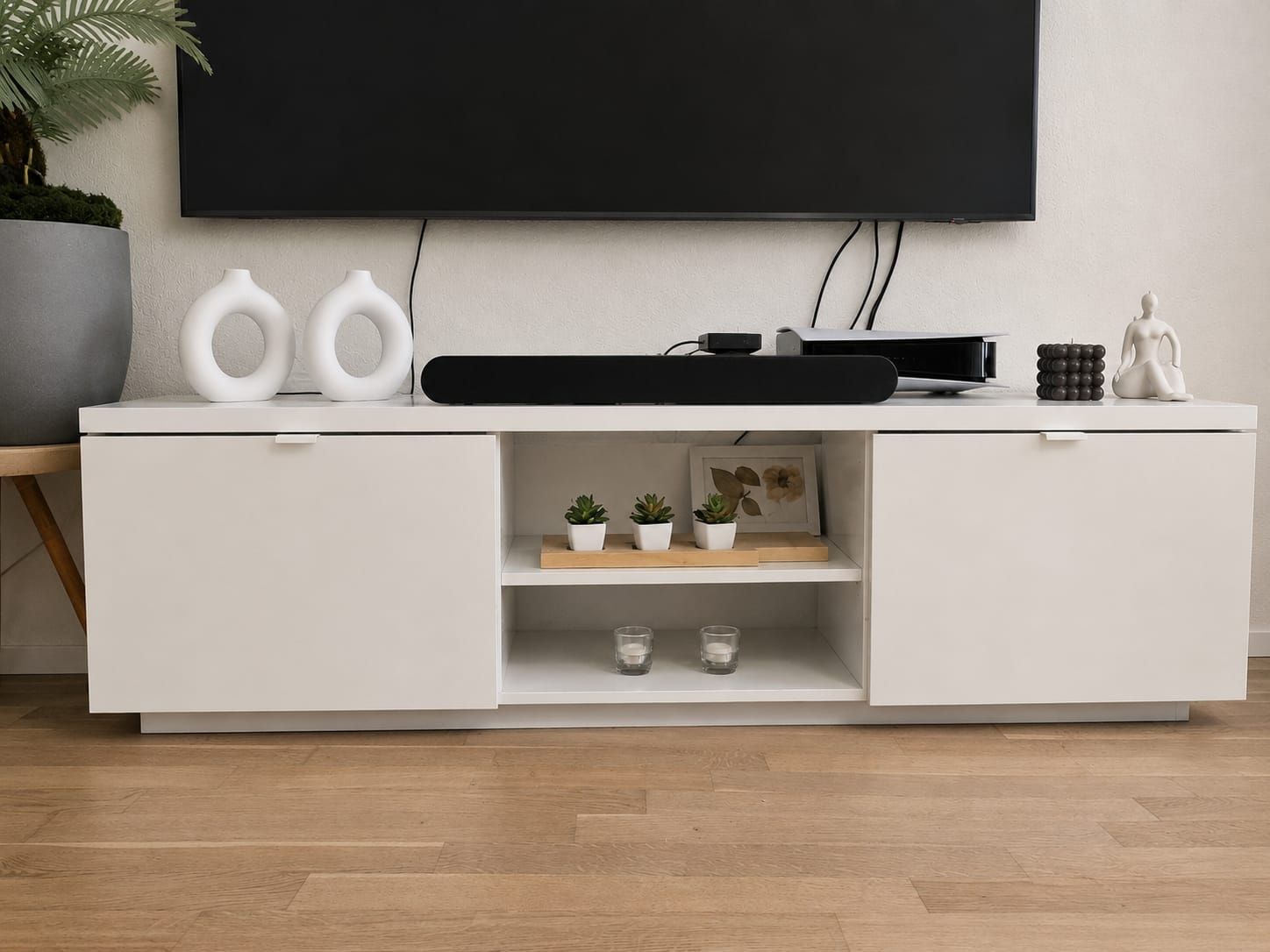 Meubles TV: Schöne TV möbel – D'occasion à Frauenfeld par Jaimealejo