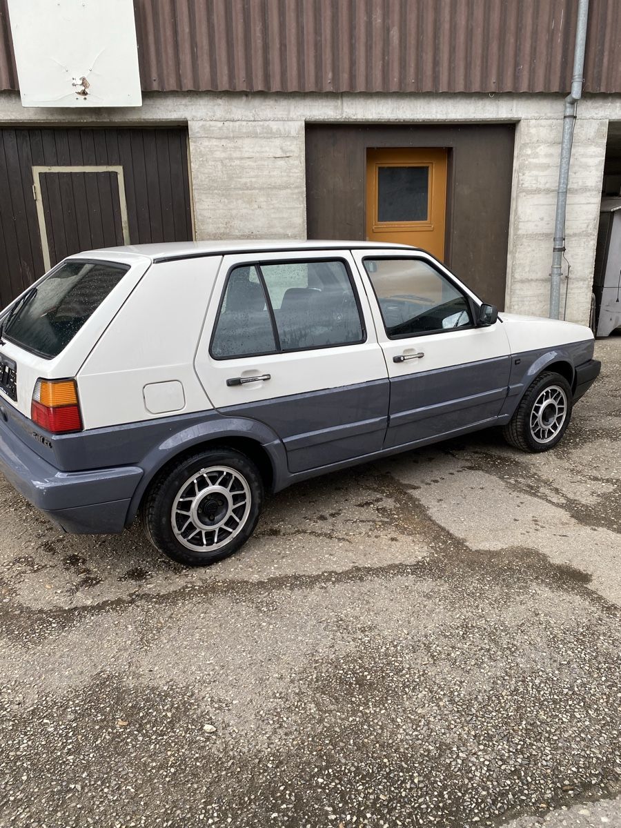 VW Automobili: Vw Golf 2  – Usato da Olten venduto da Jonashengartner 1