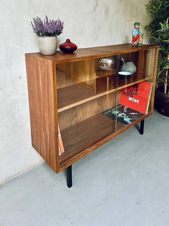 Vetrine: Étagère vitrine 1960 – Usato da Carouge GE venduto da polymagoo 2