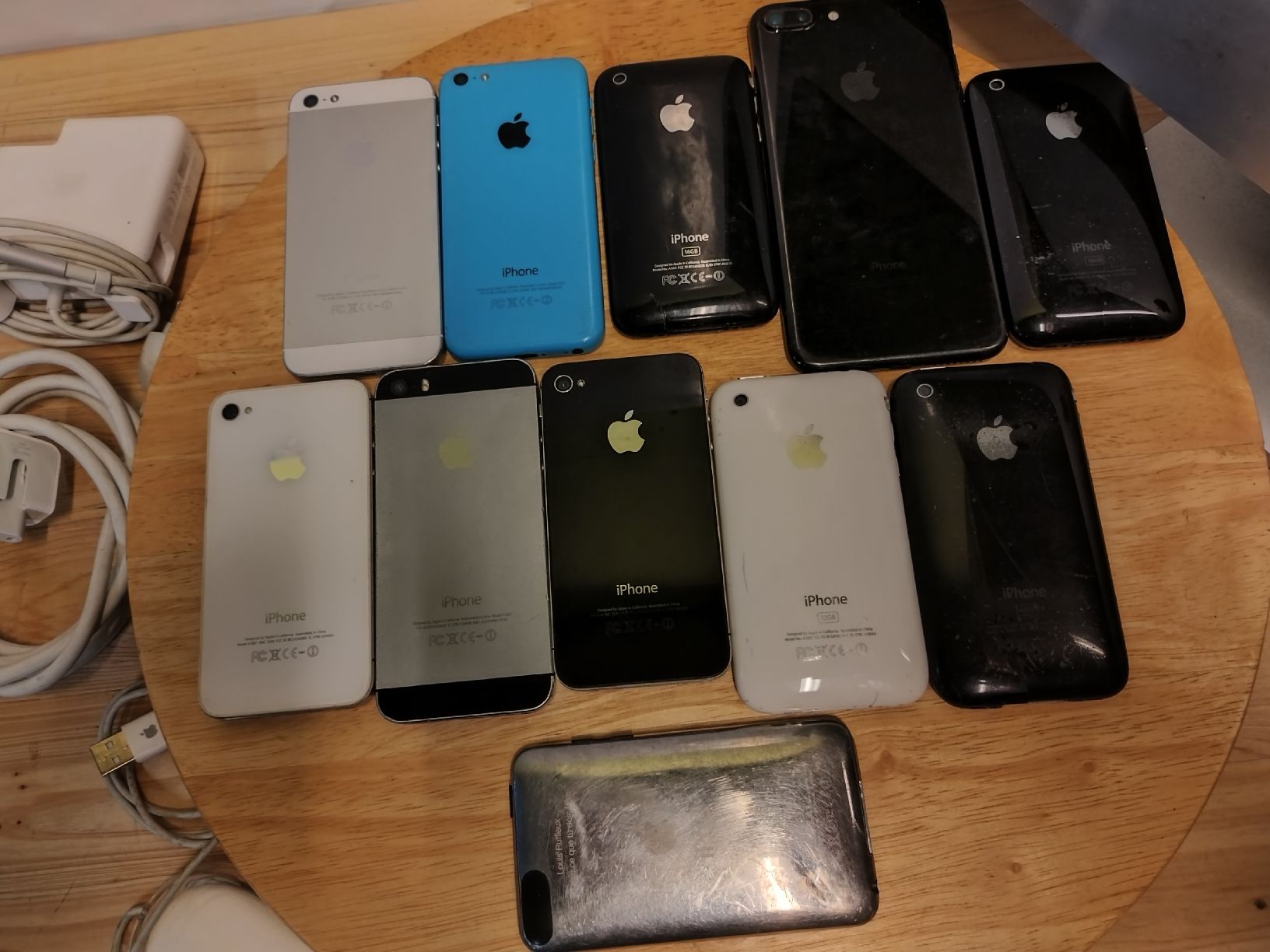 Apple PC: Lot D'articles Apple Imac iPhone Ipod Ipad Macbook pro ect. – Difettoso da Farvagny-le-Grand venduto da LaCaverne 6
