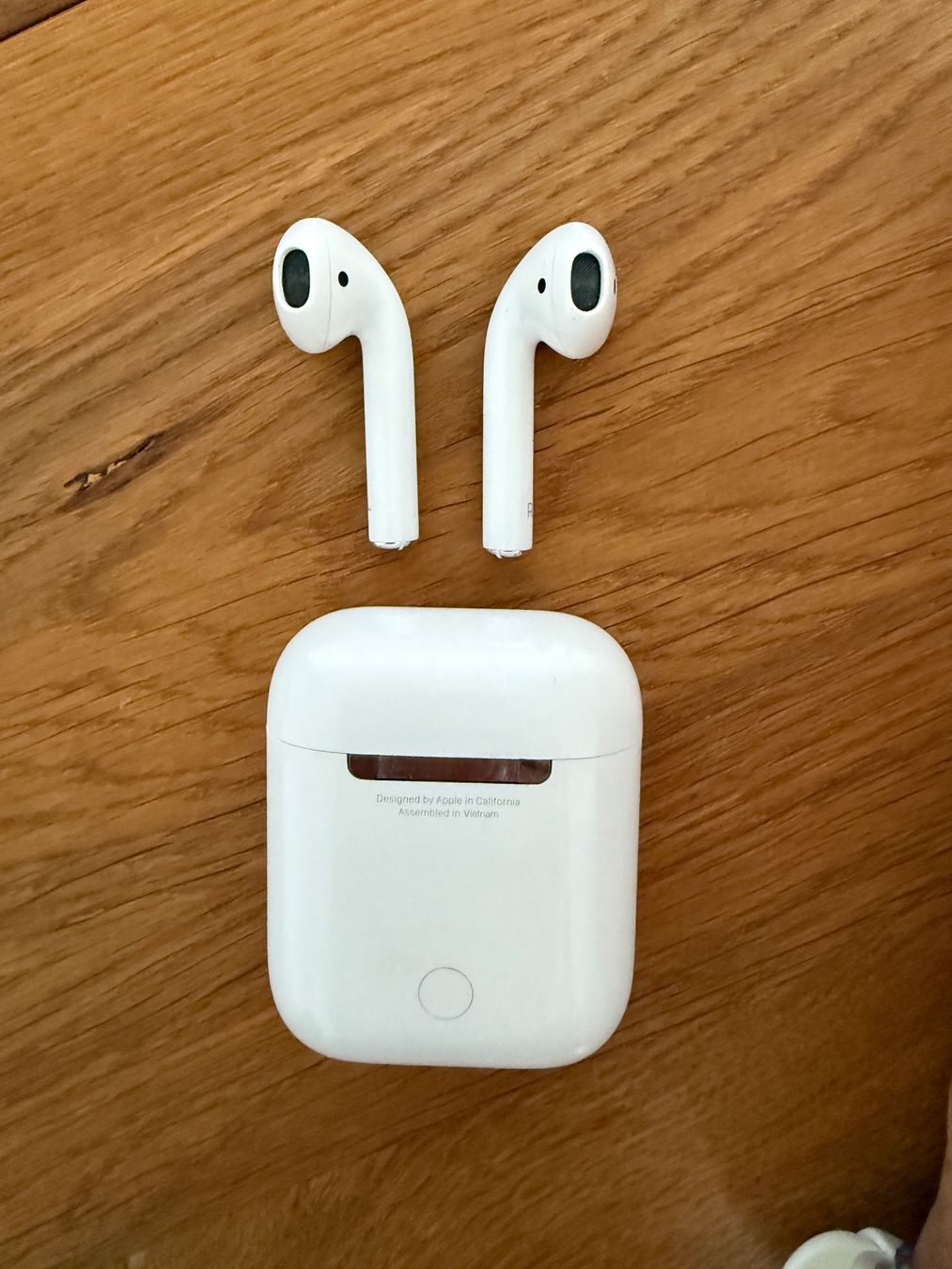Apple Cuffie: APPLE AirPods 2 – Usato da Lausanne venduto da Nine1982 4