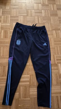 Adidas Argentinien Trainingshose Gr. L – Perfekt für Fussbal