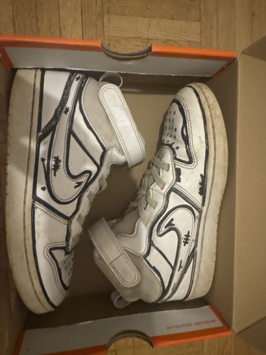 Scarpe da uomo: Nike custom cartoon 35.5  – Usato da Grand-Lancy venduto da mat_l672 5
