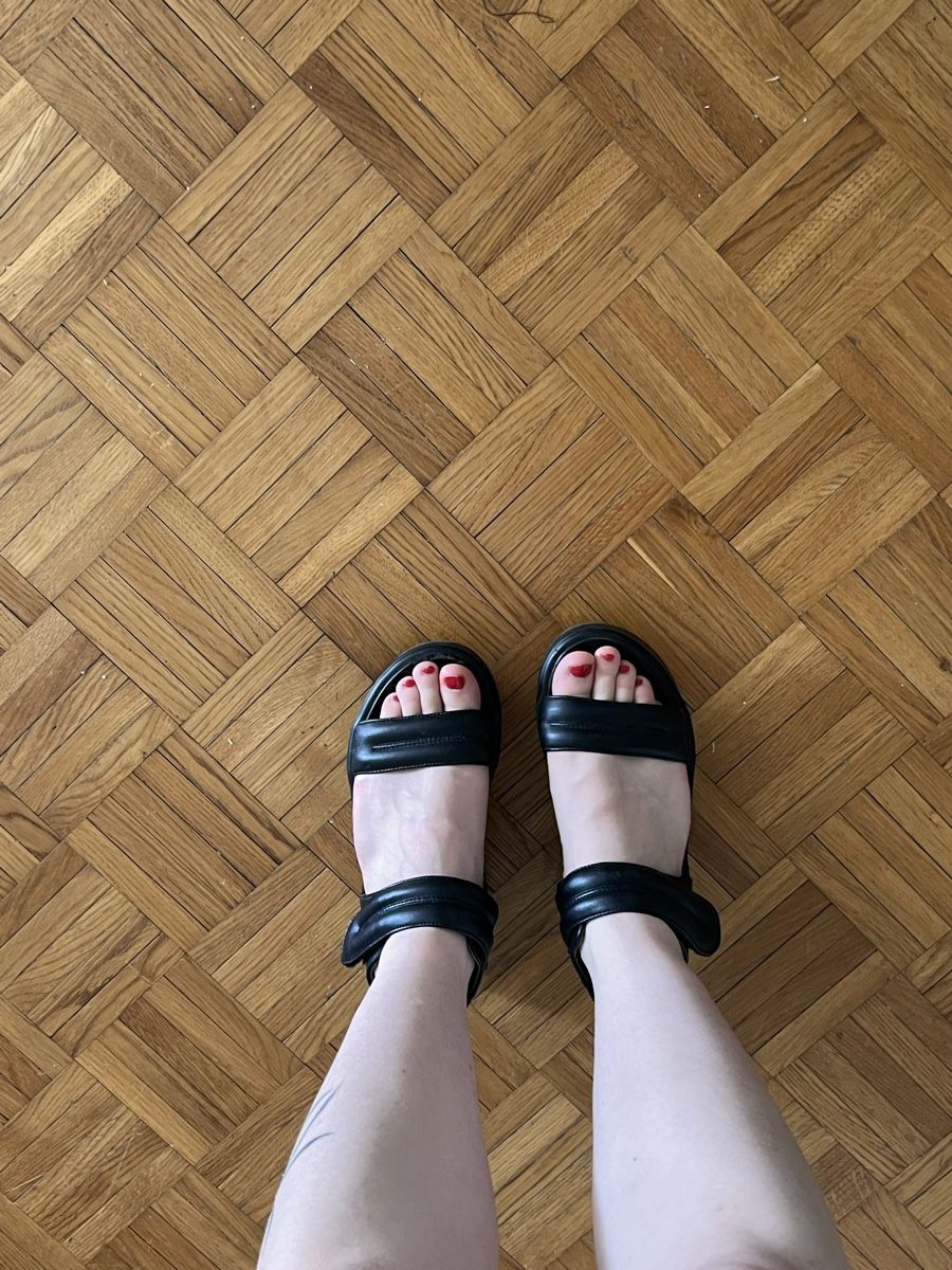Chaussures femmes: Sommerschuhe Gr. 37 – D'occasion à Uerikon par mar_pd5j 1