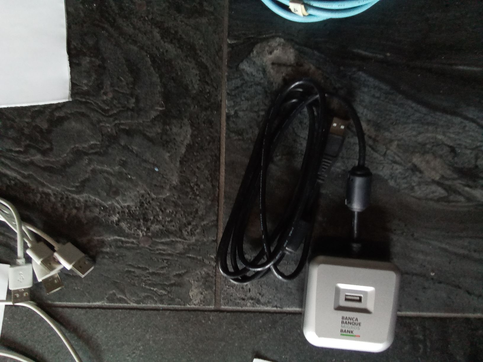 Kabel: viele USB Kabel Stecker und netzteile – Gebraucht aus Castione von Markus_Winter_Ticino 3