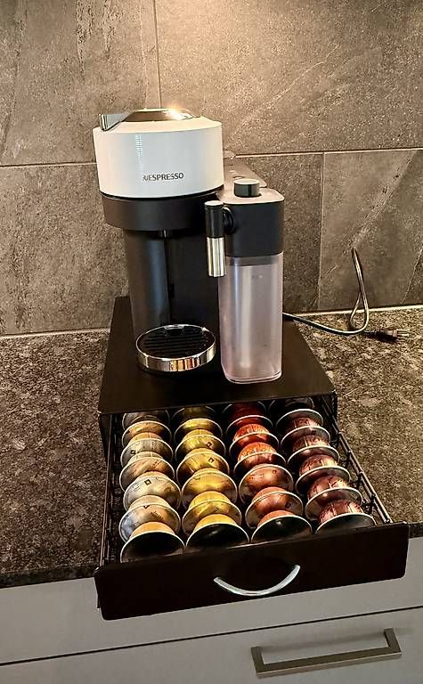 Machines à café & Machines à expresso: Kaffeemaschine | Nespresso – D'occasion à Eglisau par mar_w98l 2