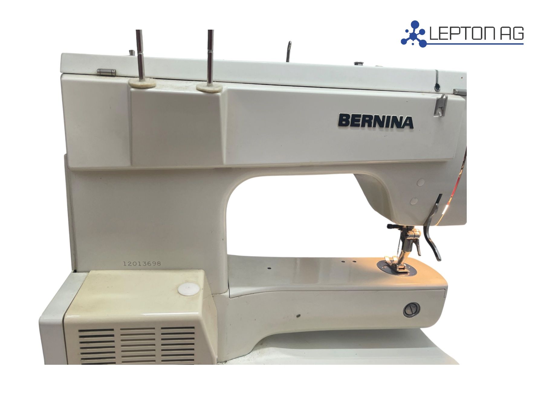 Bernina Nähmaschinen: Bernina Record 830 Nähmaschine – Defekt aus Niederdorf von LeptonAG 2