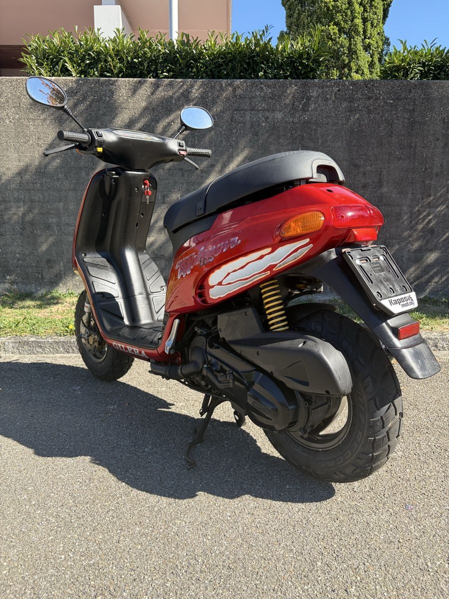Gilera Scooter: Gilera Typhoon 125 – Usato da Däniken SO venduto da km87 5
