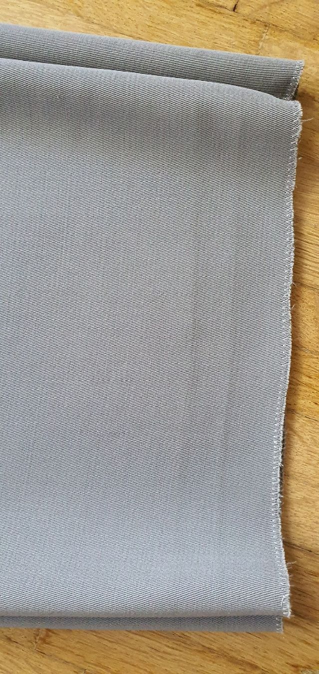 Armani Pantaloni: Giorgio Armani Hose – Usato da Basel venduto da Kristal4 2