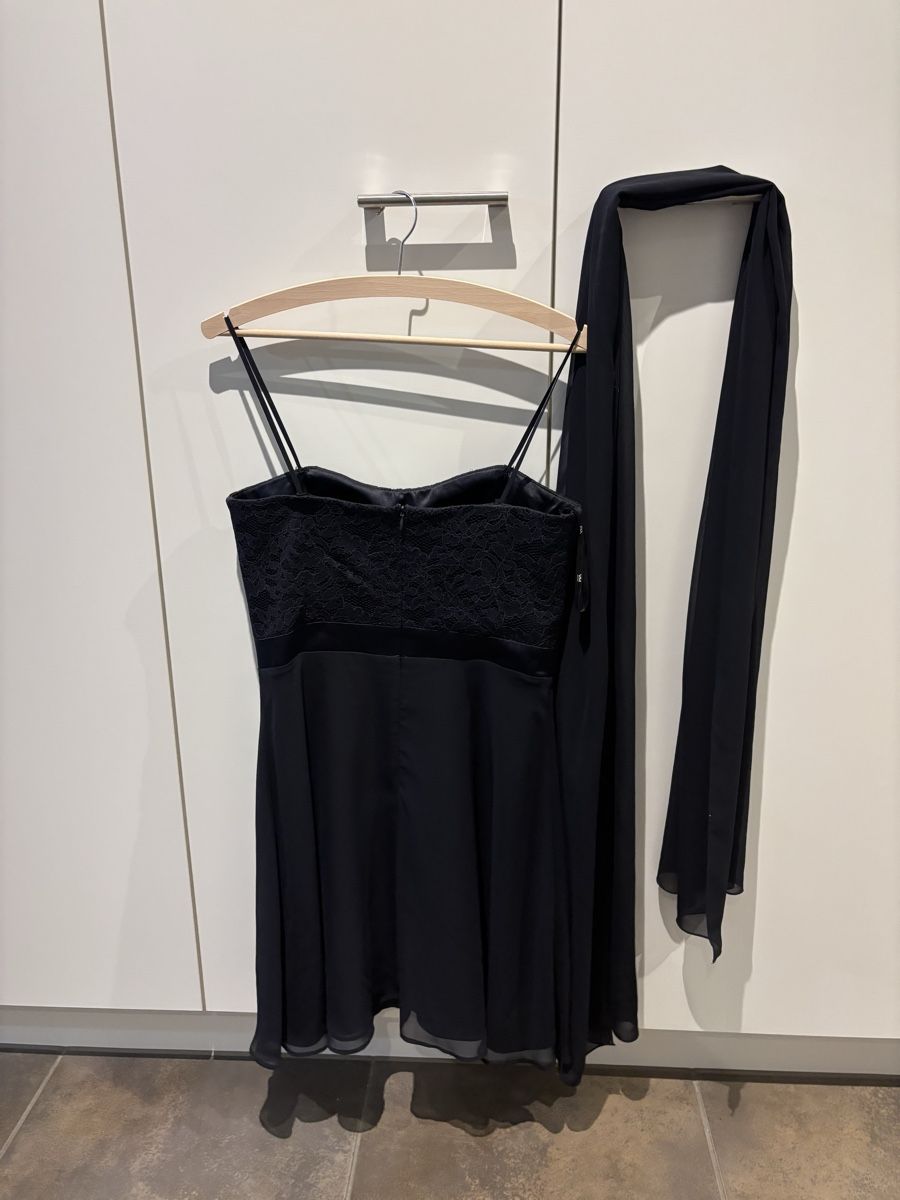 Vestiti: Cocktailkleid Blau – Nuovo (secondo la descrizione) da Gossau SG venduto da laro263 1