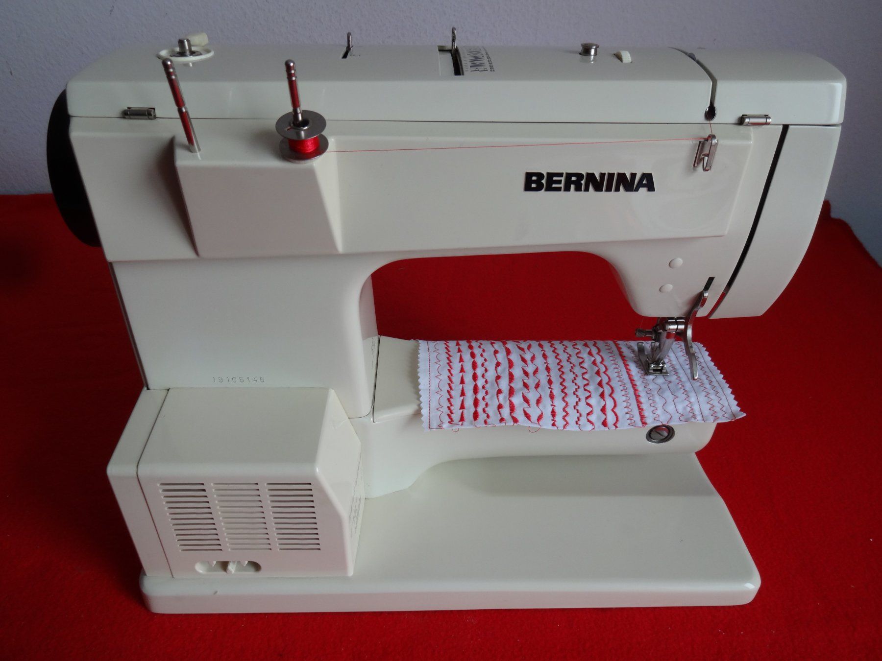 Bernina Nähmaschinen: "BERNINA Record - 830 Elec." Revidiert mit 4 - Mon.Garantie – Gebraucht aus Frauenfeld von Riaa 6