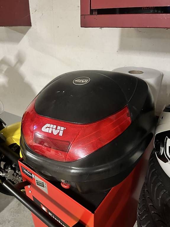 Topcase: Motorrad Top Case Givi – Gebraucht aus Effretikon von seb_29qp 1