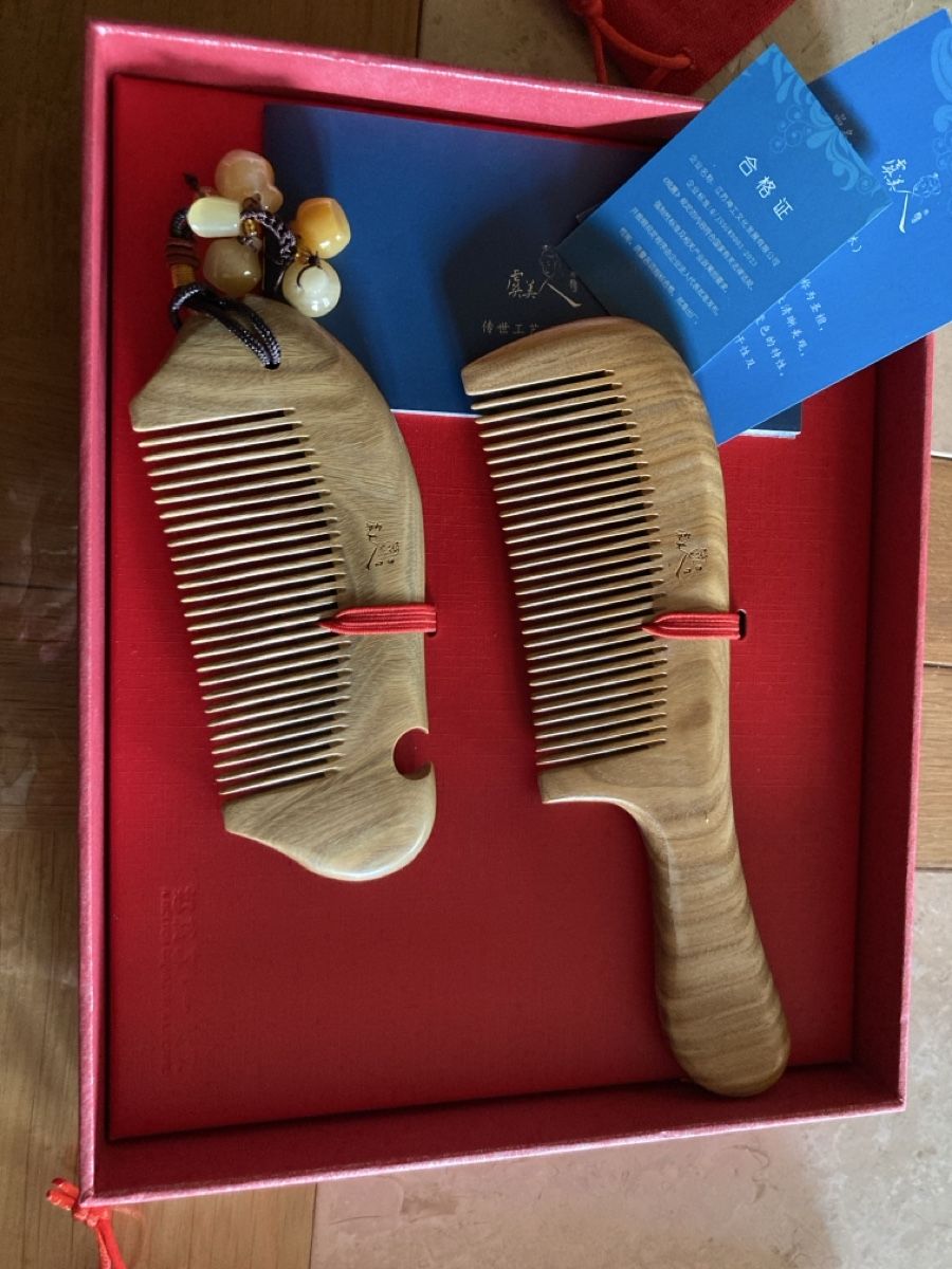 Altro per la cura dei capelli: Set de peignes en bambou de Chine – Nuovo e nell'imballaggio originale da Bursinel venduto da SeveralLives