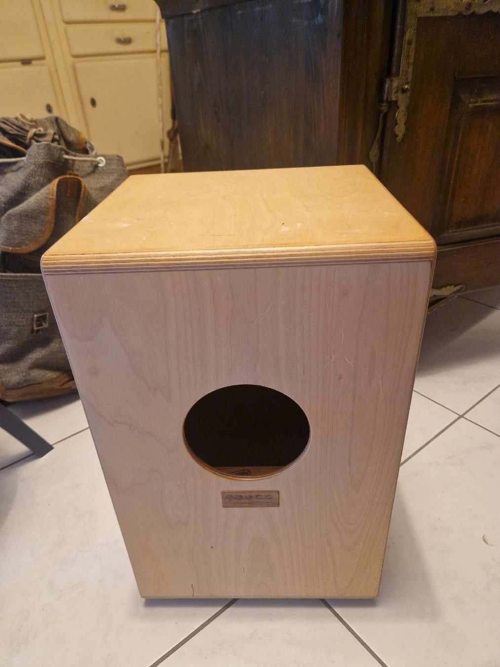Musikinstrumente: Cajon Einzelstück – Gebraucht aus Schaffhausen von Salo_de 1