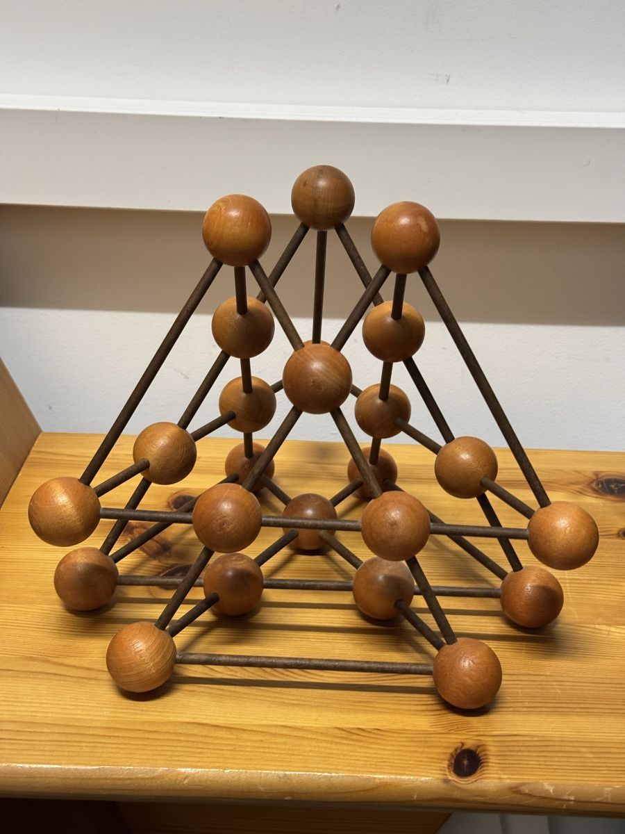 Kit di costruzioni: Vintage Molecular Structure Model Geometric Sculpture CT405 – Usato da Morges venduto da SevArt